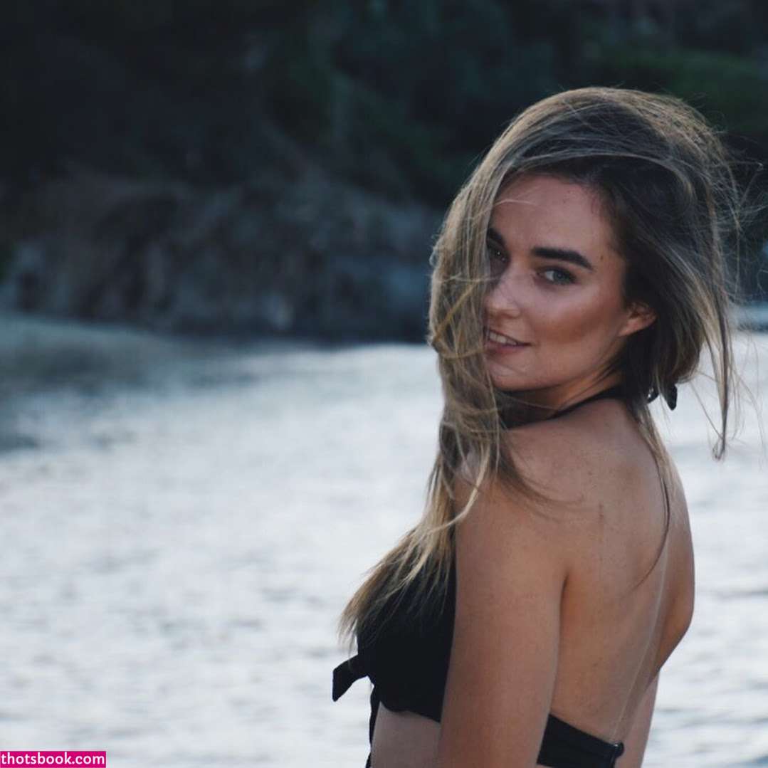 Elena Berri Photo #32