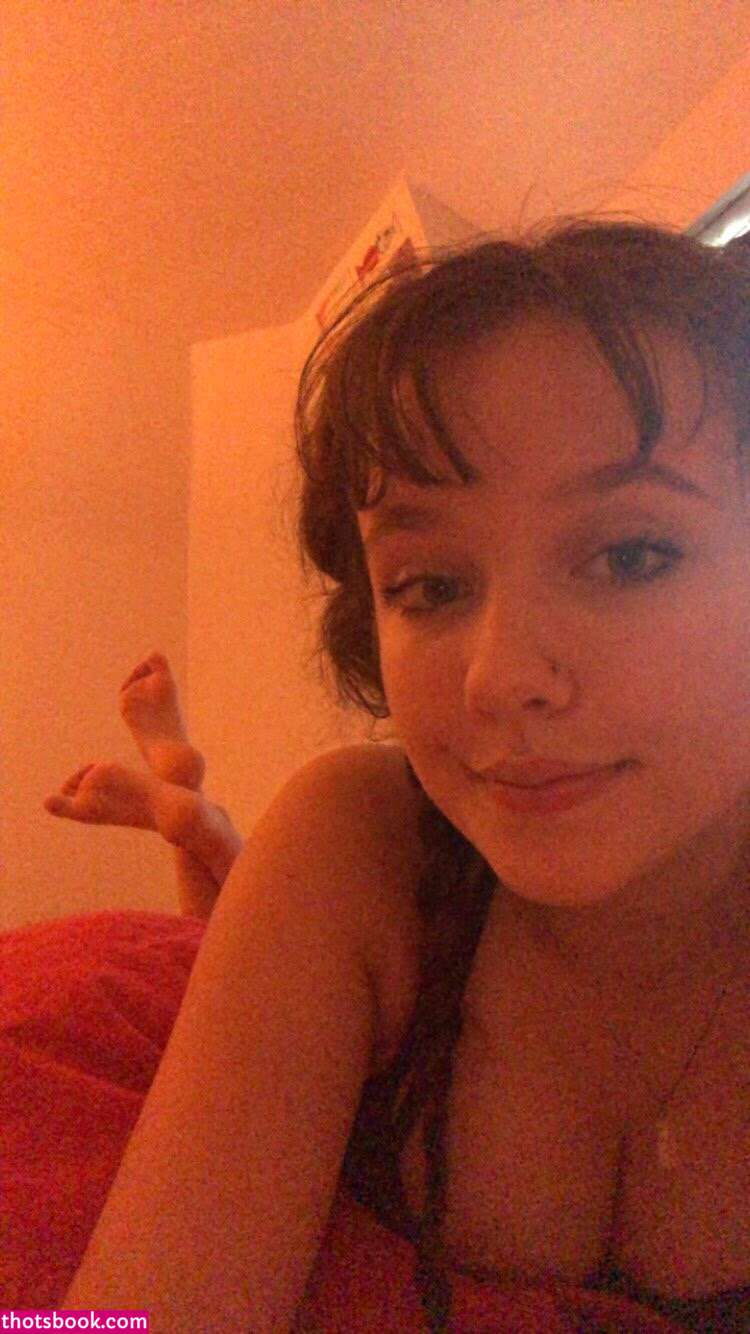 oatmilk6374 Photo #7