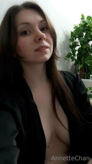 annettechan Photo #29