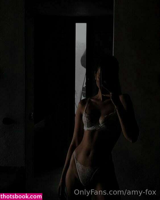 Violet Viola Photo #8