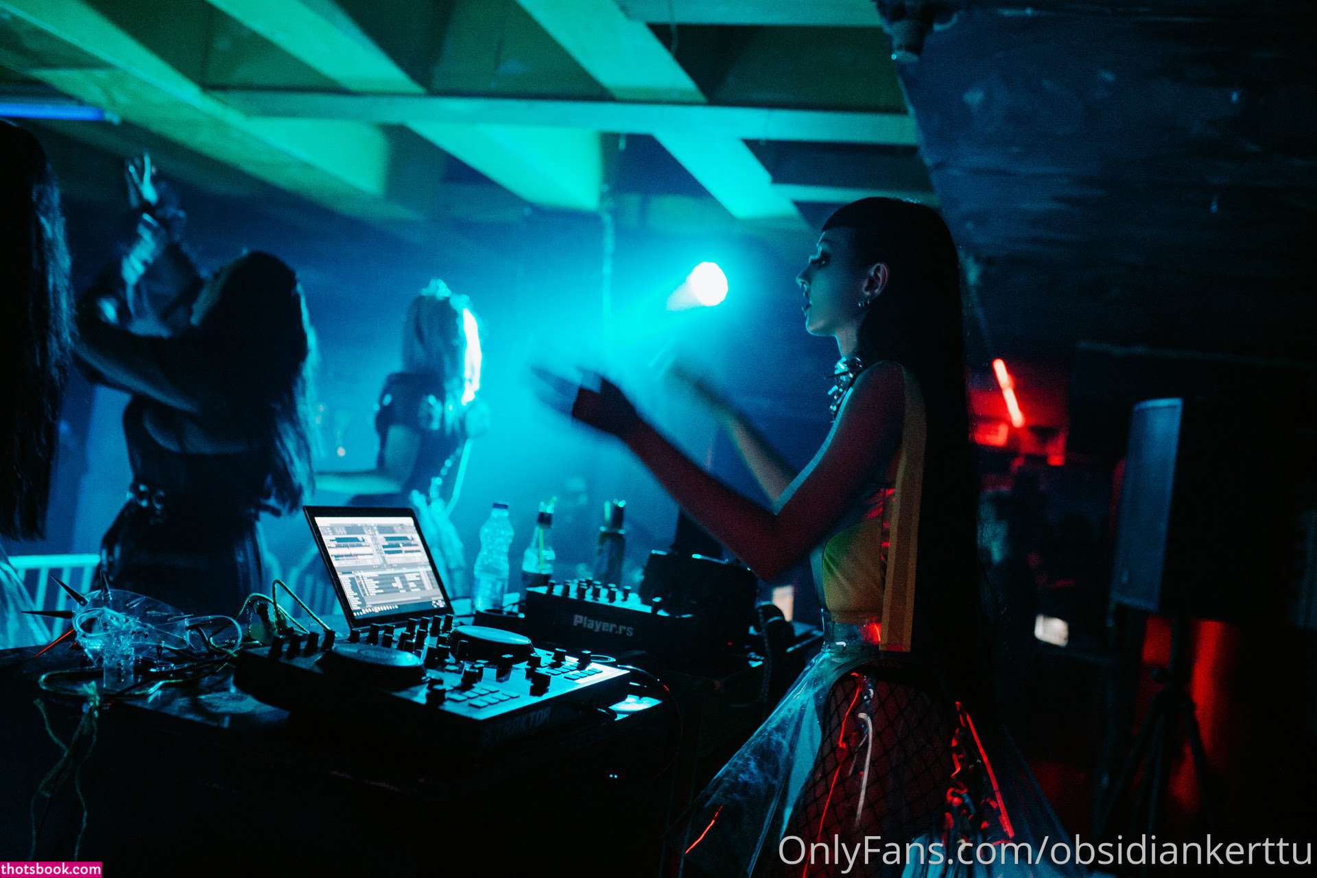 Obsidian Kerttu Photo #28