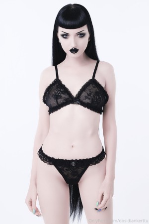 Obsidian Kerttu Photo #37