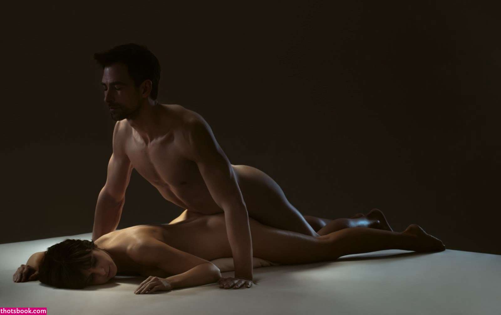 Katharina Chamaleon Photo #17