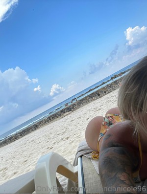 Amanda Hack Photo #15