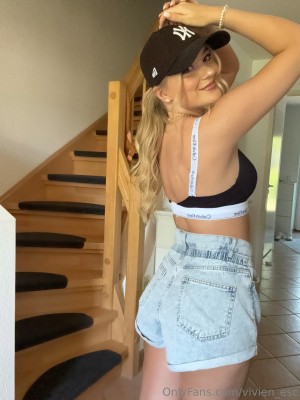 Vivien Esc Photo #48