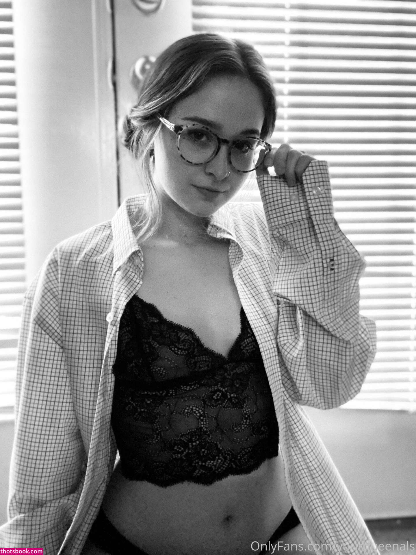 yourqueenals Photo #26