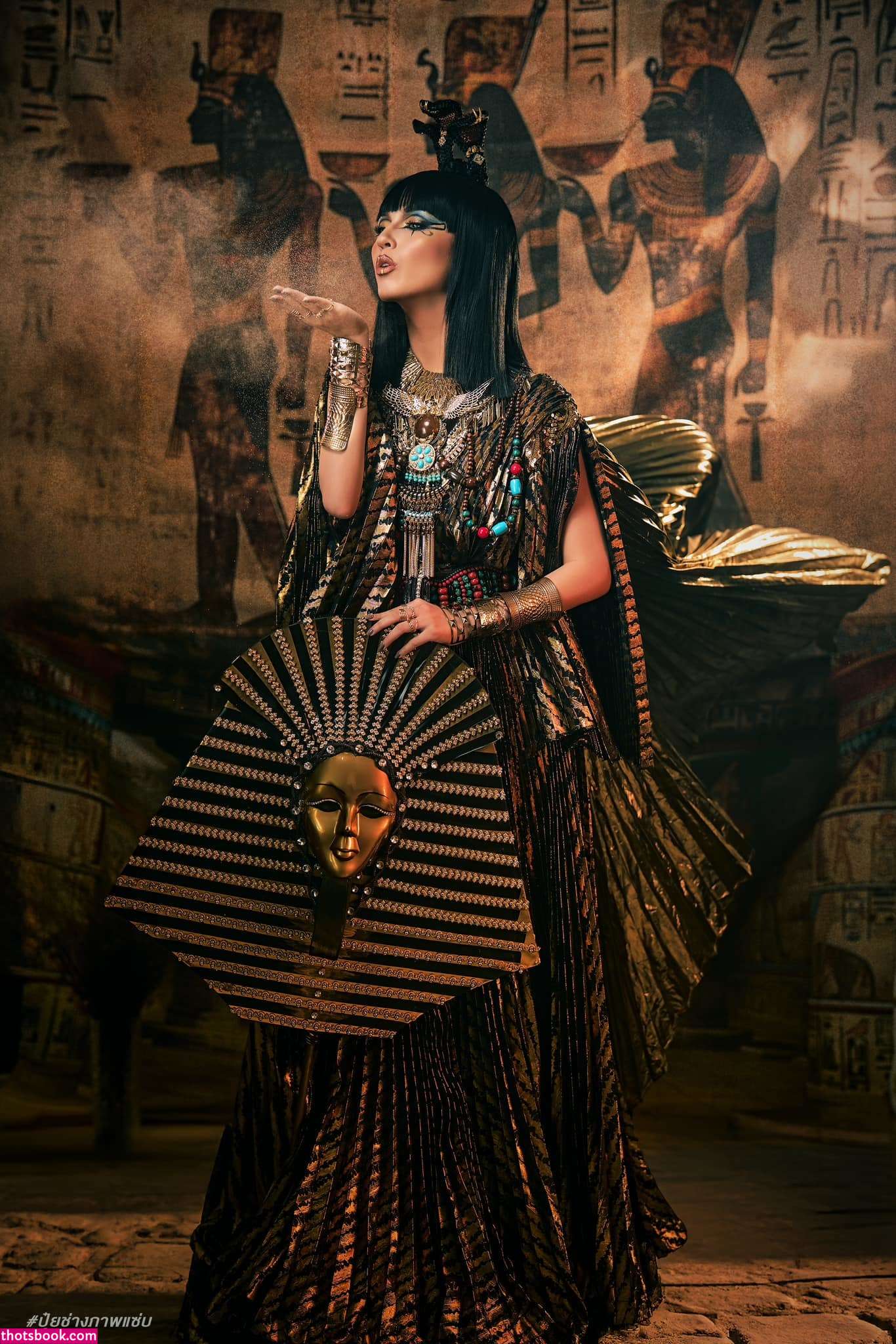 Arabella Gregory Photo #14