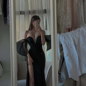 Arabella Gregory Photo #28