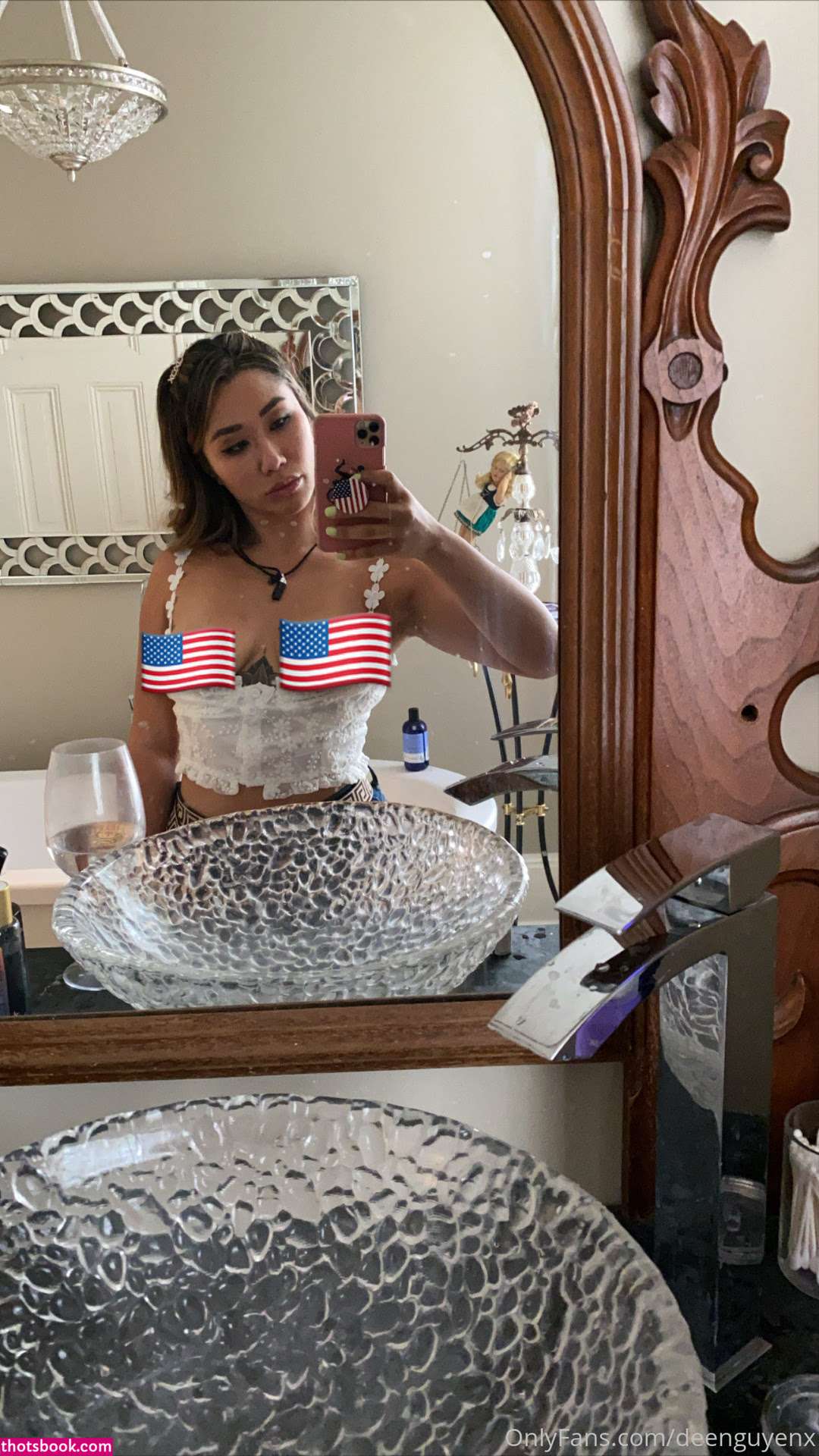 Dee Nguyen Photo #13