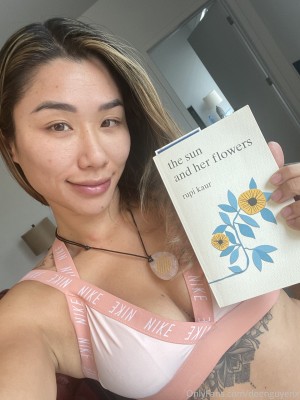 Dee Nguyen Photo #21