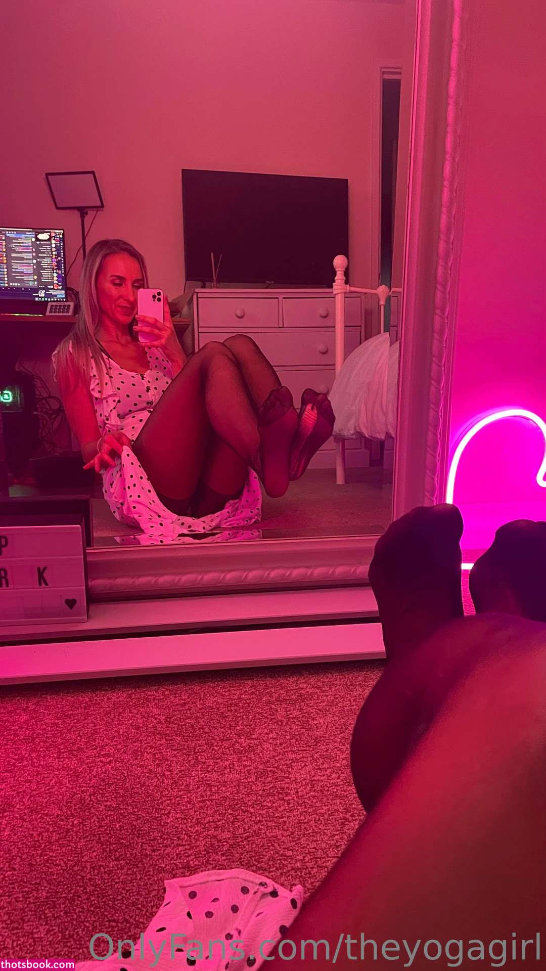 theyogagirl Photo #17