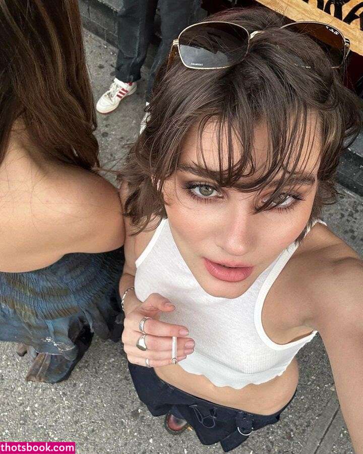 Bec Lauder Photo #31