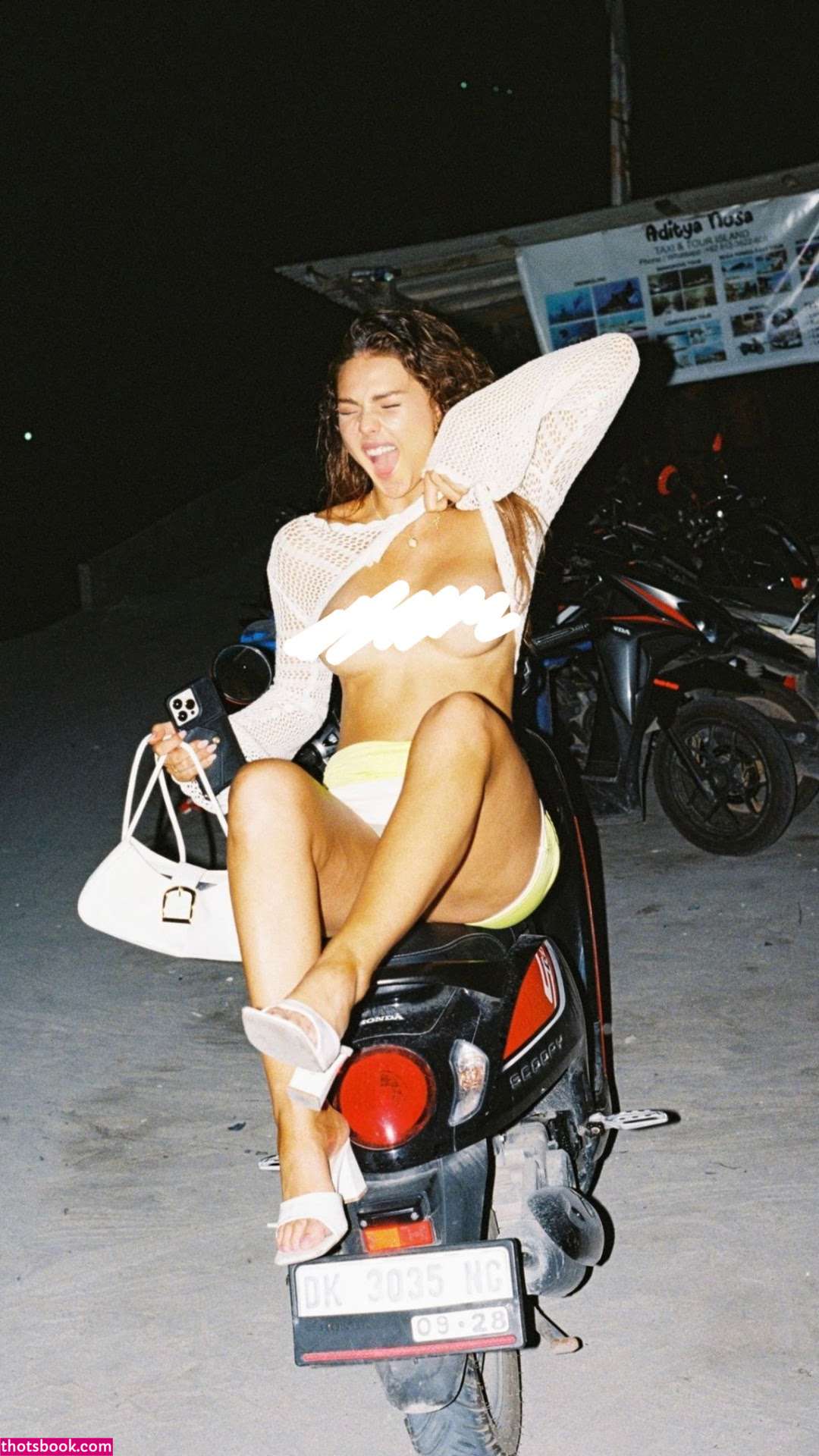 Rebekah Leah Photo #10