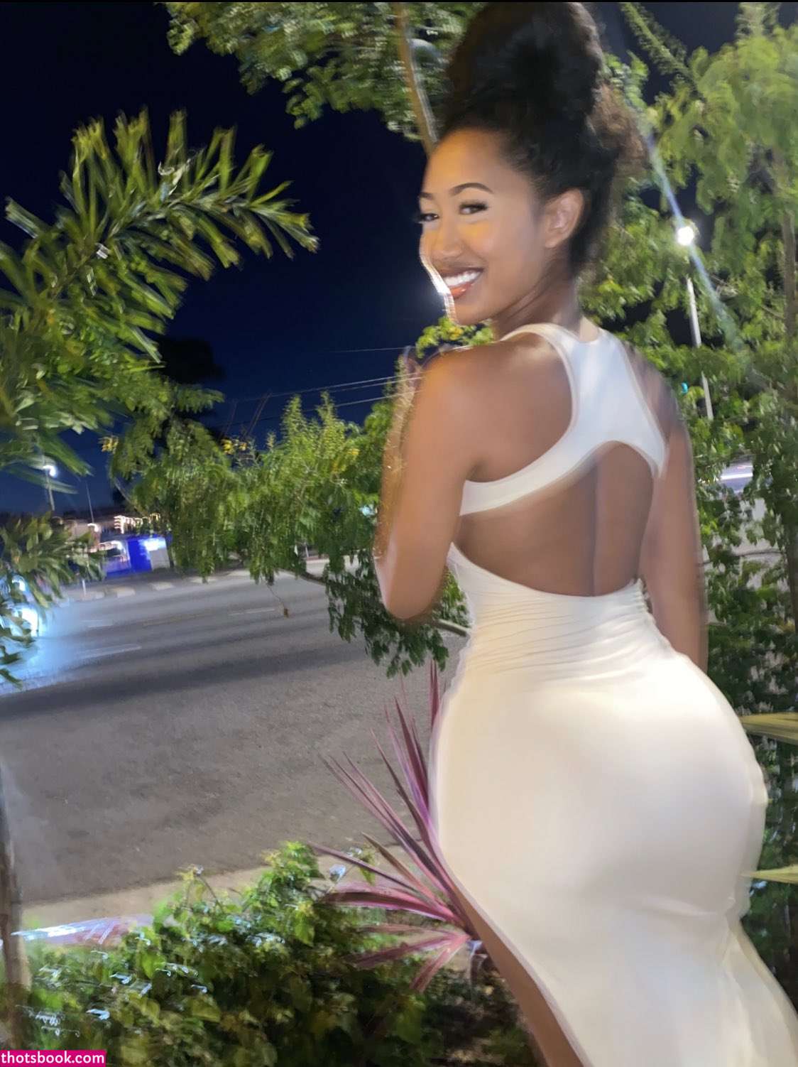 Drew Valentina Photo #10