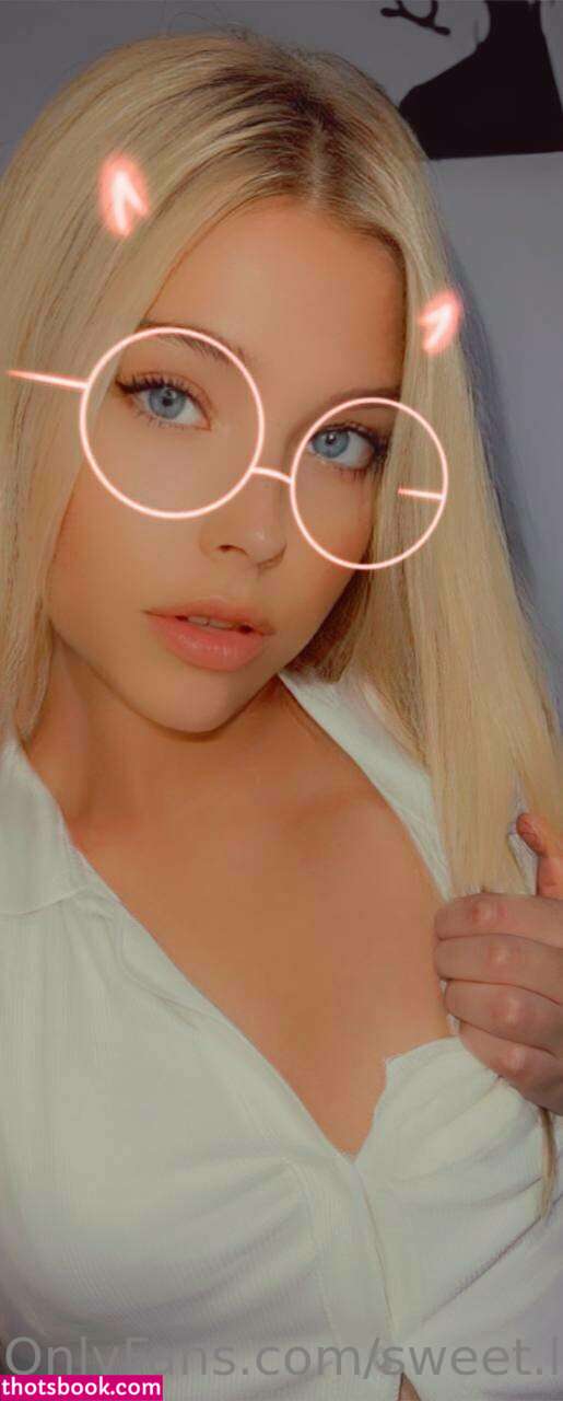 Sweet Little Mia Photo #10