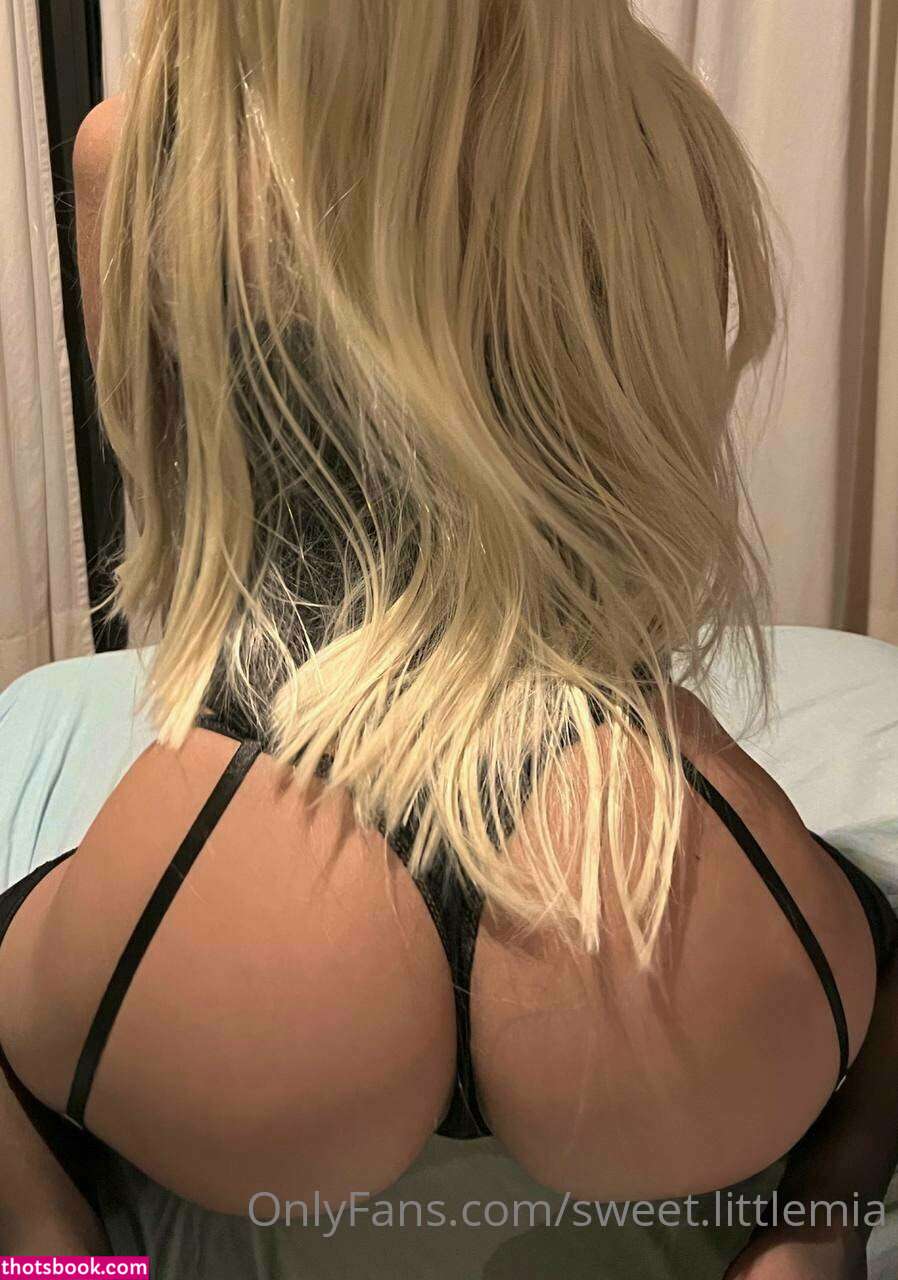 Sweet Little Mia Photo #30