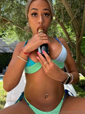 Ximena Saenz Photo #185