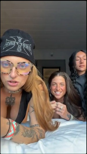 Samnimetitties Post #20