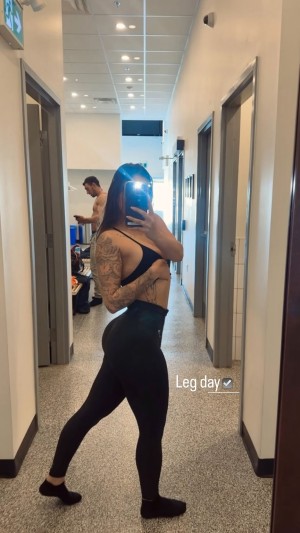 Megan Simard Photo #11