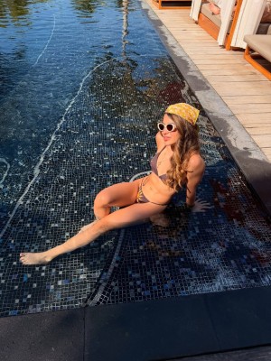 Regina Sirvent Photo #31