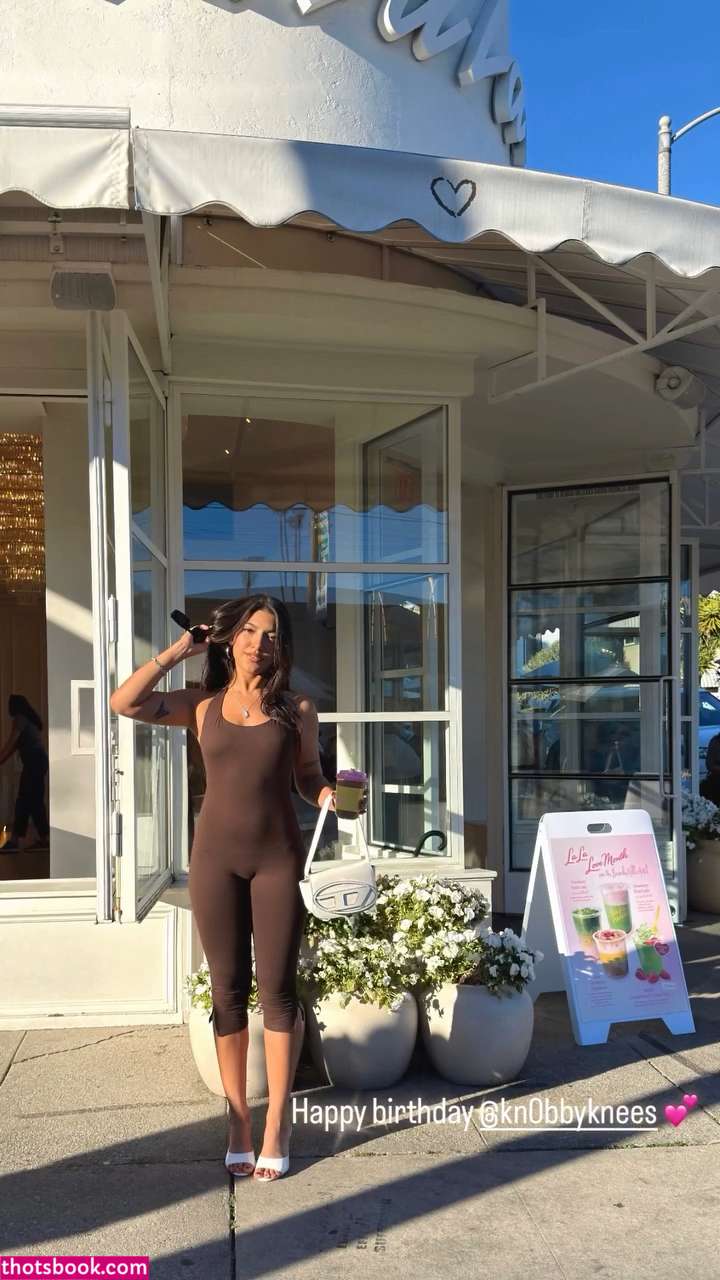 kn0bbyknees Photo #4