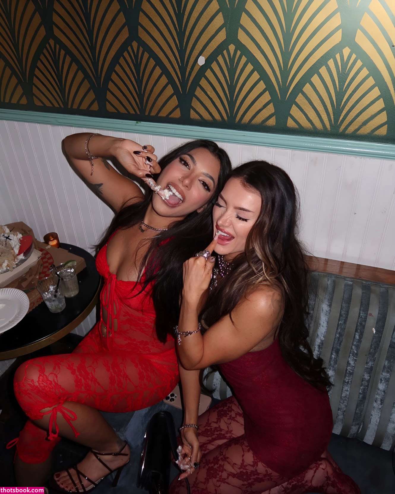 kn0bbyknees Photo #12