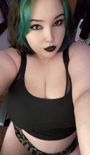 Oxchloebearxo Photo #2