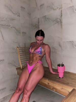 Urgymbae Jade Photo #9