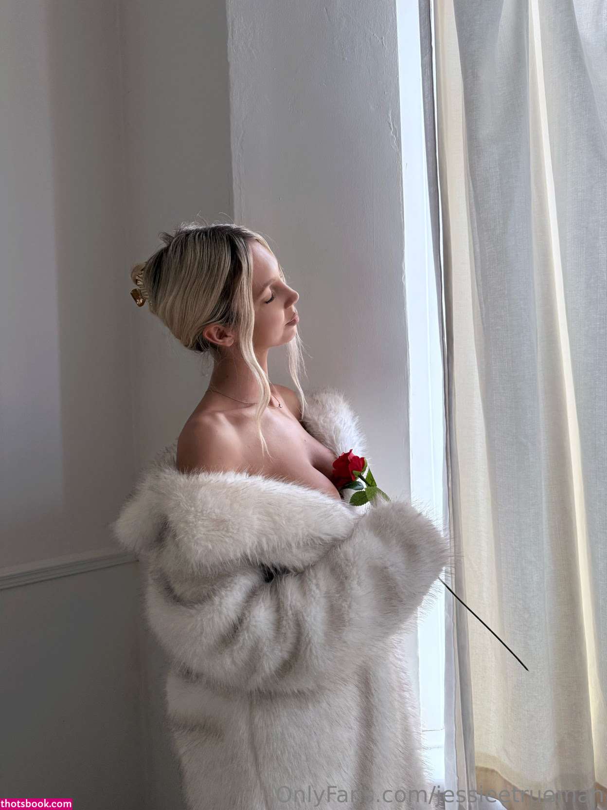 Jessiee Trueman Photo #16