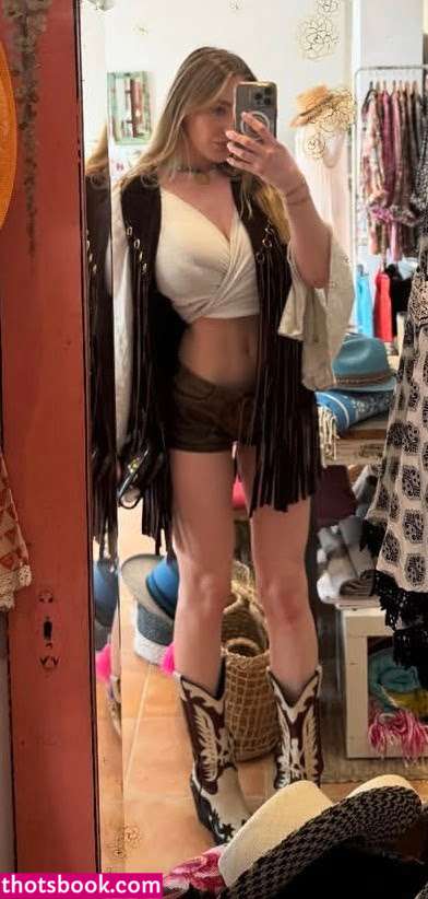 Beth lily Photo #457