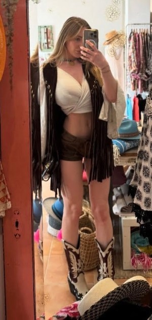 Beth lily Photo #457