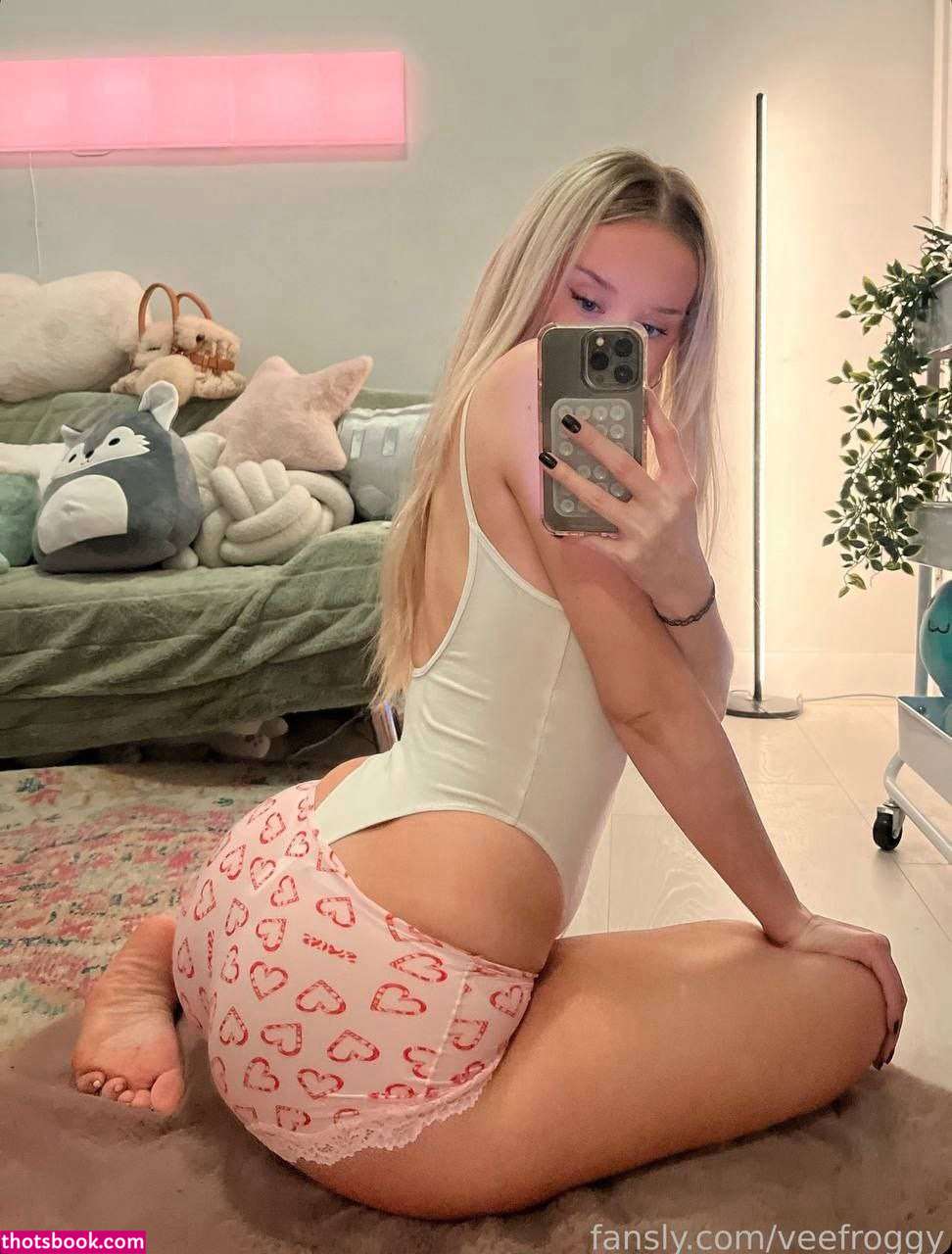 veefroggy Photo #864