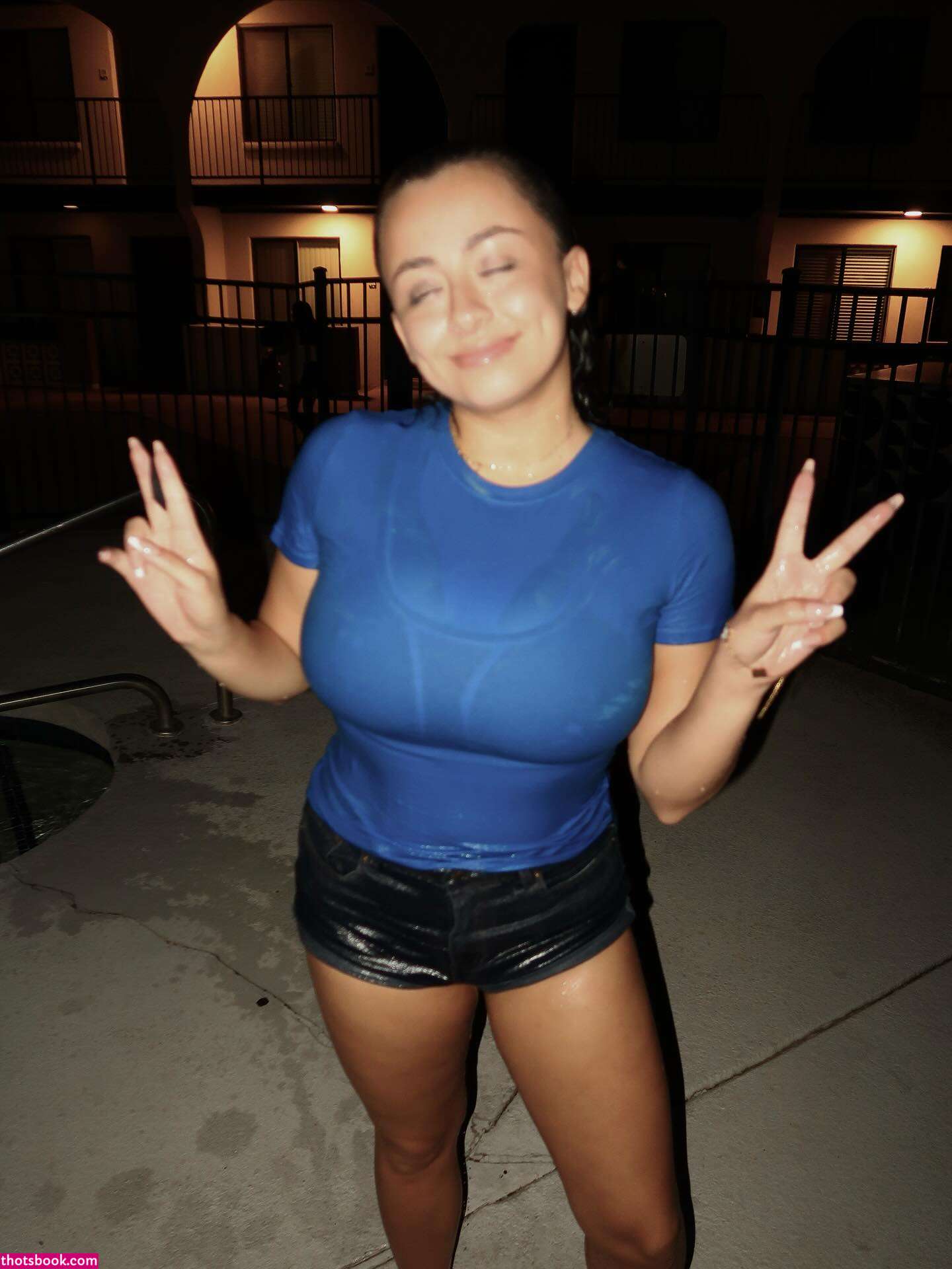 Ariibacardi Photo #3