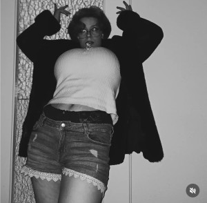 Glossygirl093 Photo #1