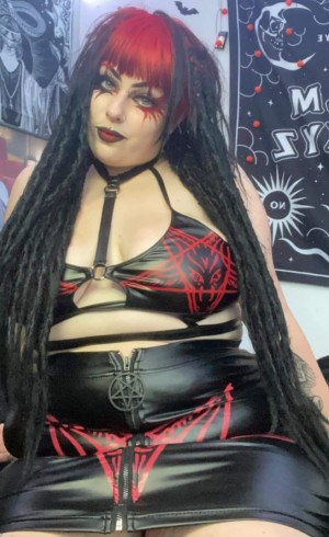 Thrashbarbie Photo #12