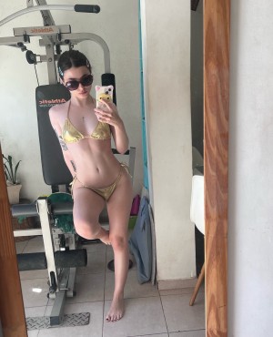 violetitangel Photo #36