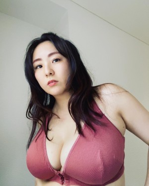 Yuna Manase Photo #9