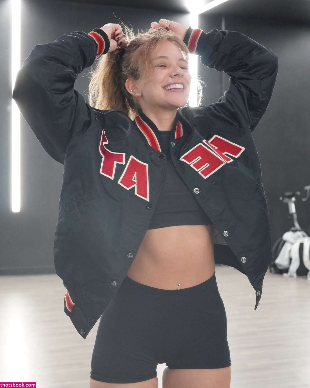 Sophia Condensa Photo #9