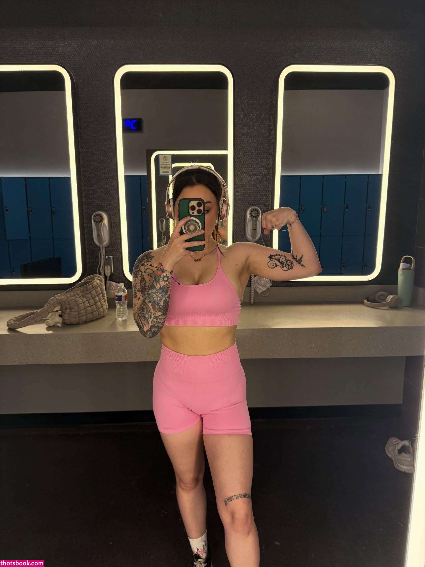 Amaris Blair Photo #6