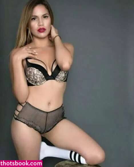 Ana Morquecho Photo #19