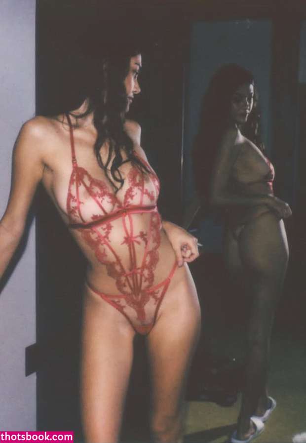 Kylie Likes Photo #8