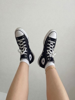 Niccole Herrera Photo #4