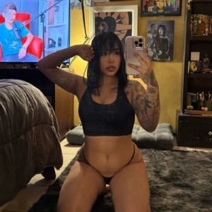 Paola Calderon Post #1