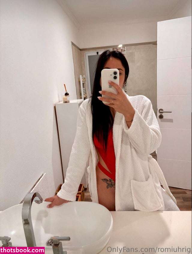 Romina Uhrig Photo #3