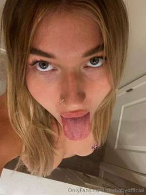 Skybabyofficial Photo #26