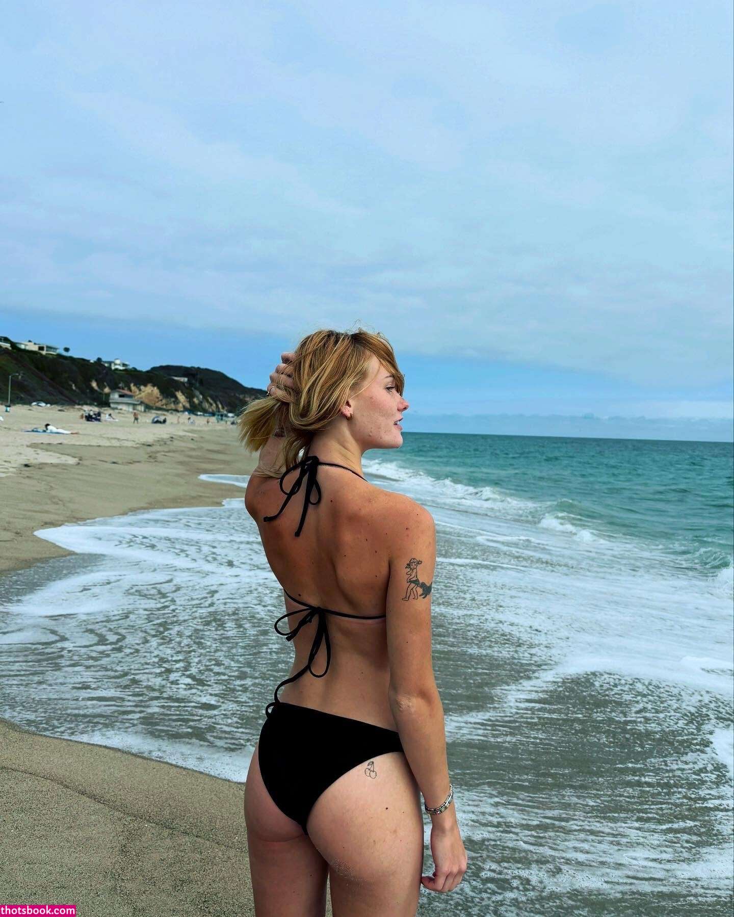 Alivia Henry Photo #17