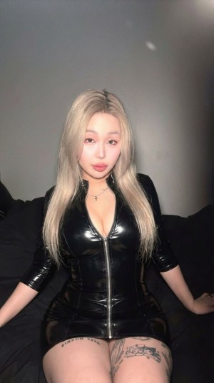 carrienoona Photo #17