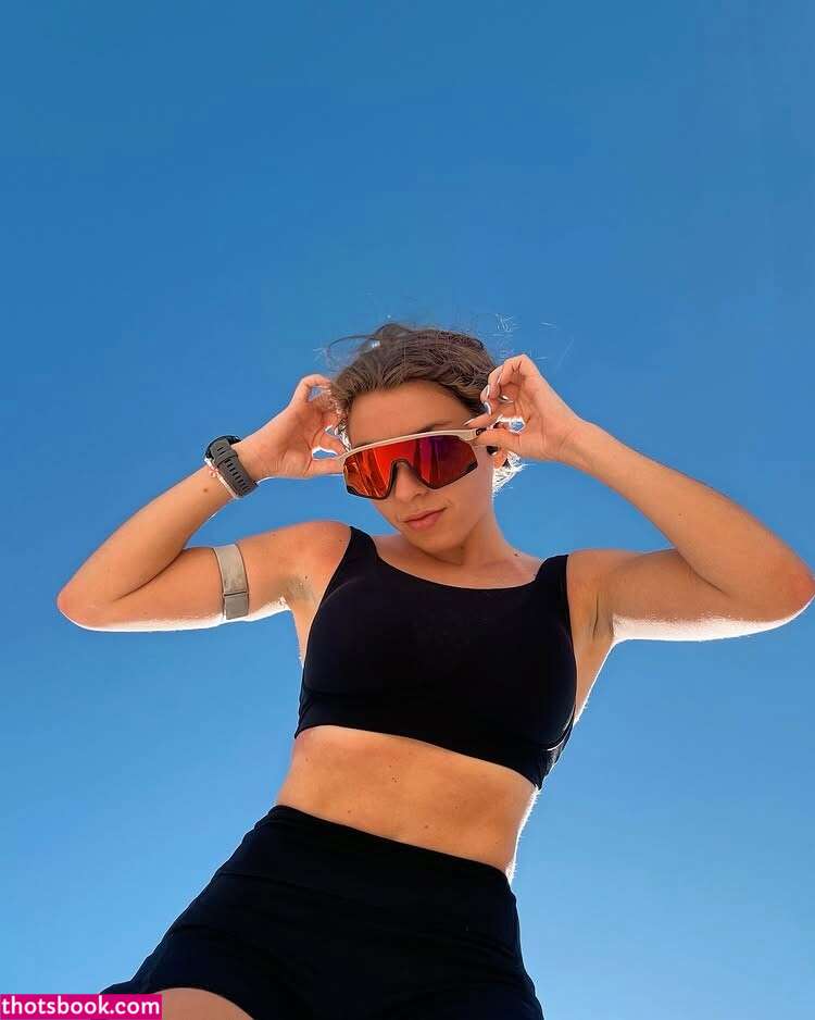 chickfromdownunder Photo #2