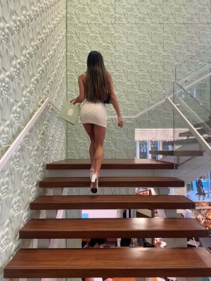 Ella Richardson Photo #4