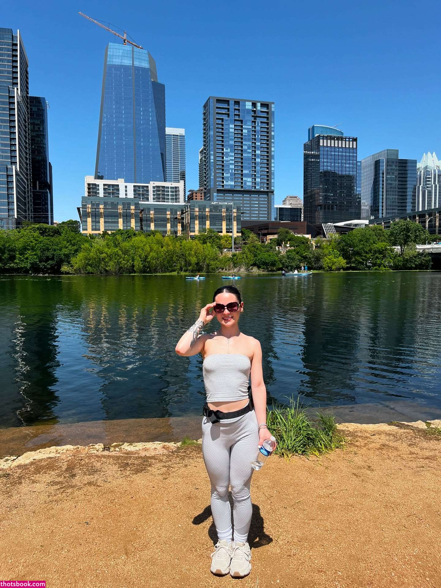 thatbaldbih Photo #5